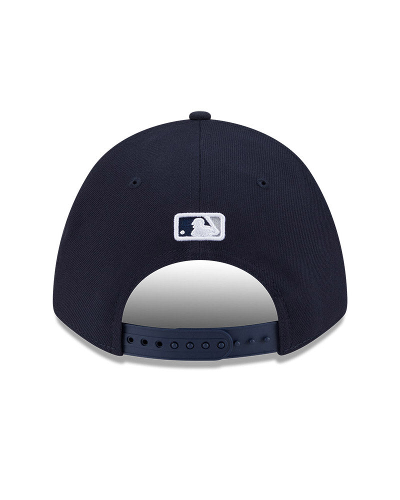 New York Yankees Snap Back Cap image