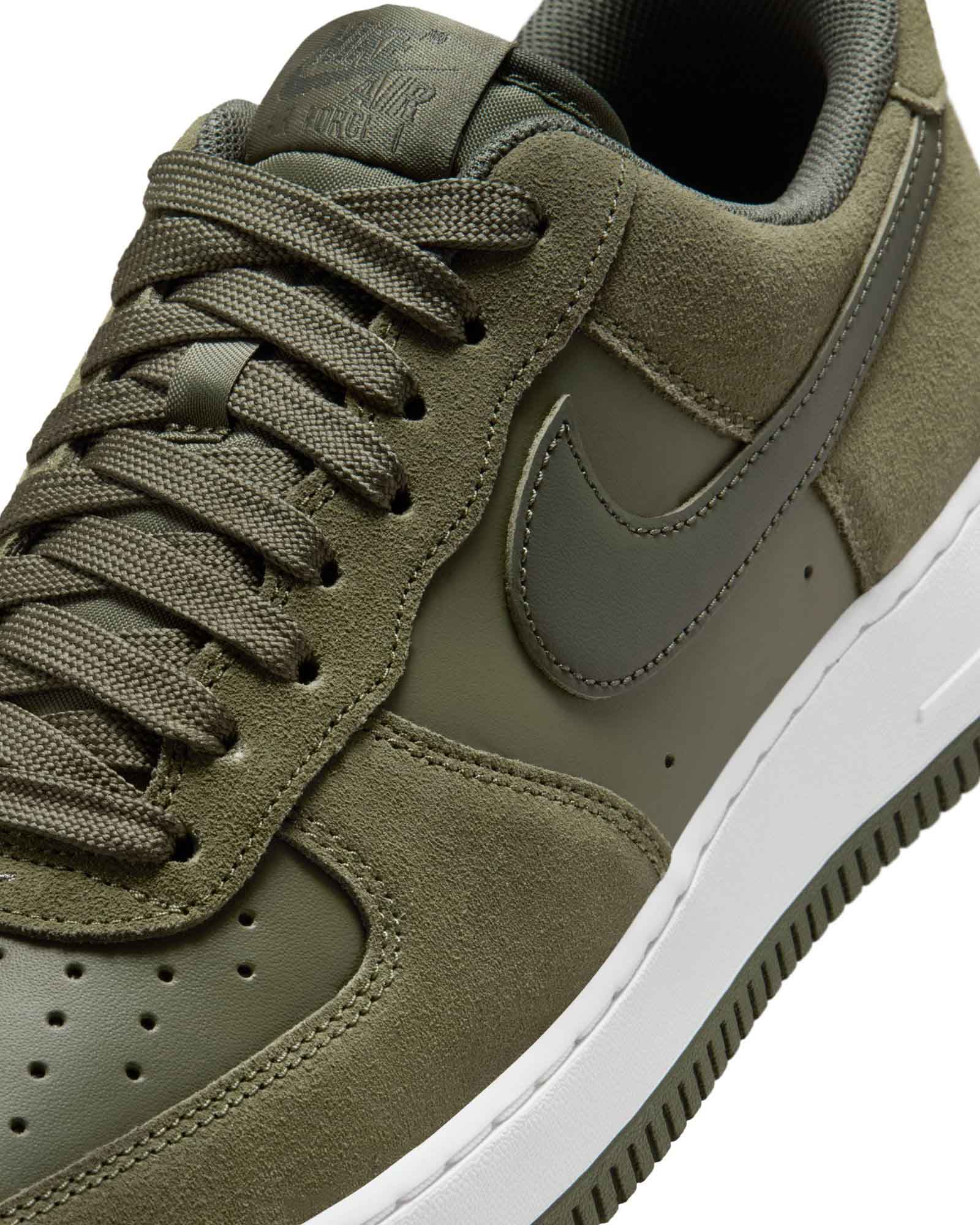 Nike Air Force 1 ´07 LV8 image
