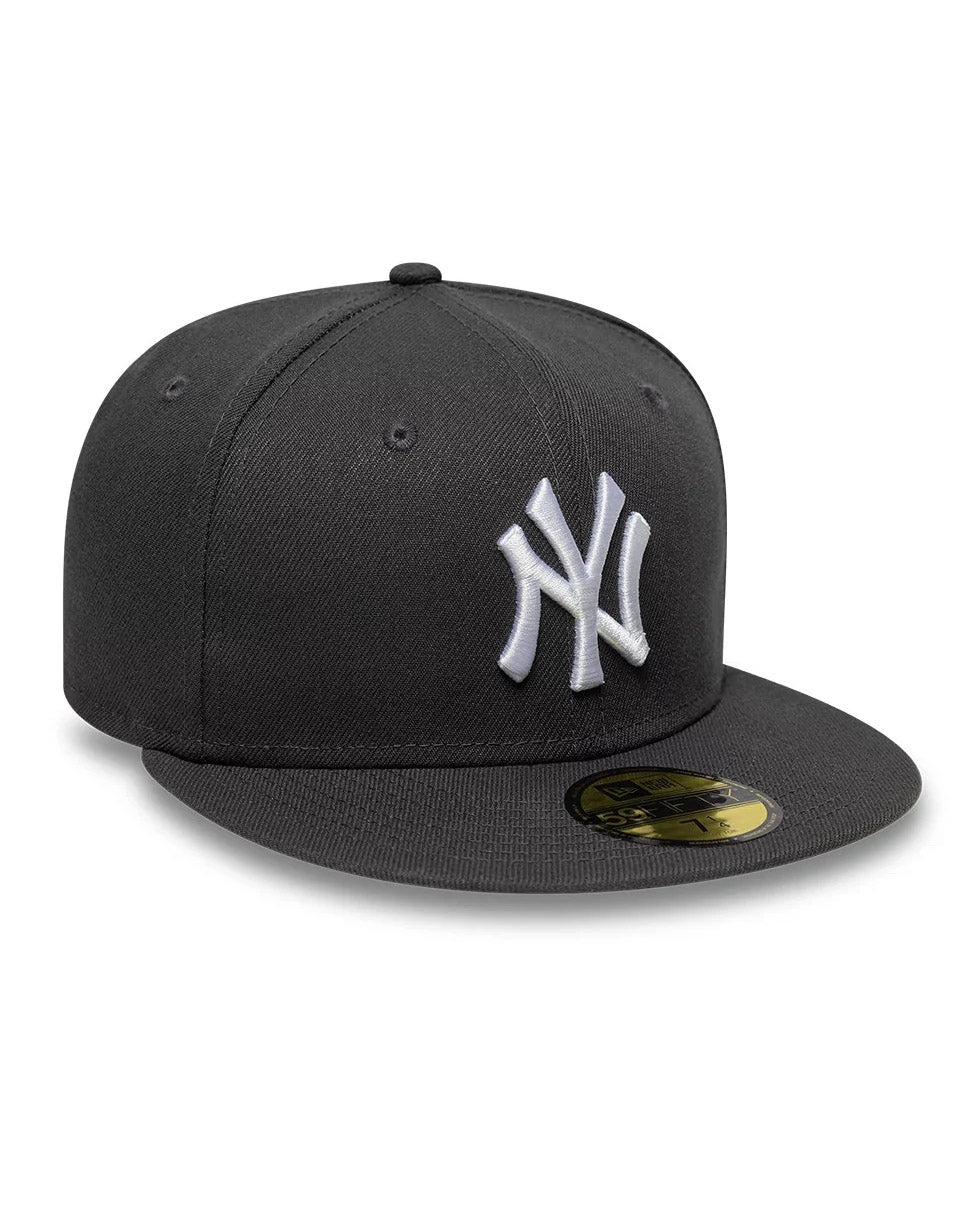 New Era Fitted New York Yankees Cap image