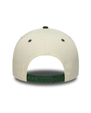 New York Yankees Suede Snap Back Cap thumbnail image