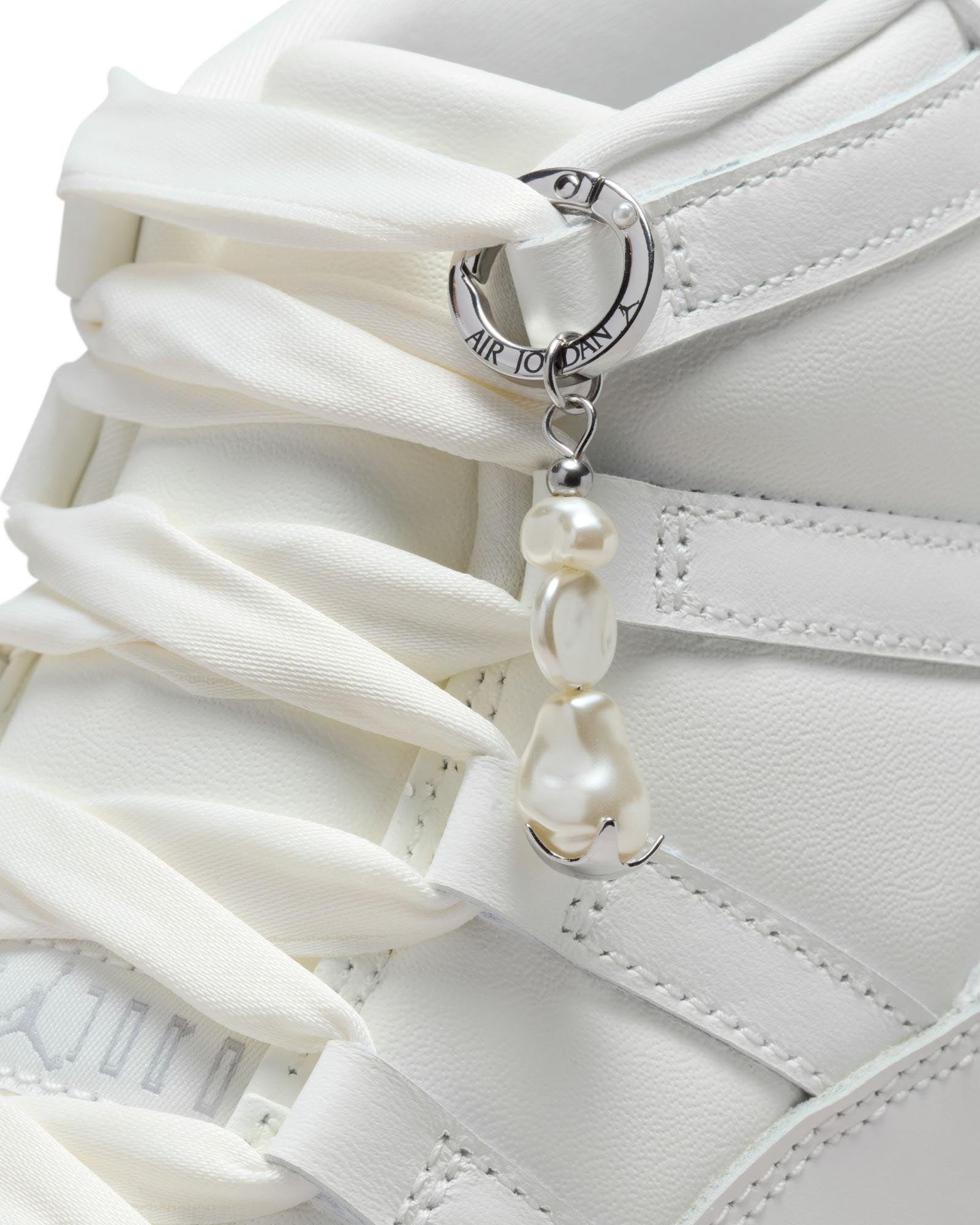 Women´s Air Jordan 11 Retro Pearl image