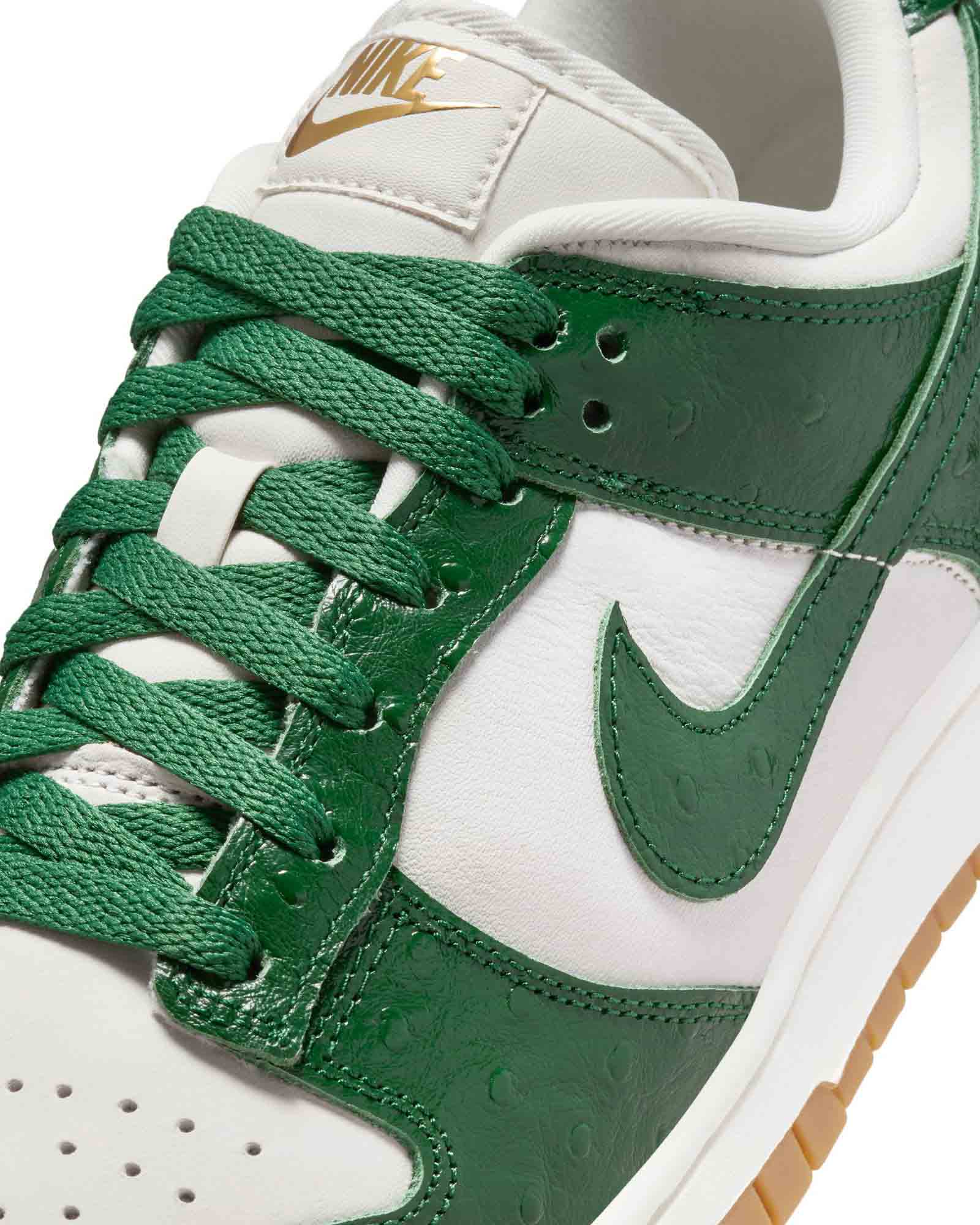 Women´s Nike Dunk Low LX "Gorge Green" image