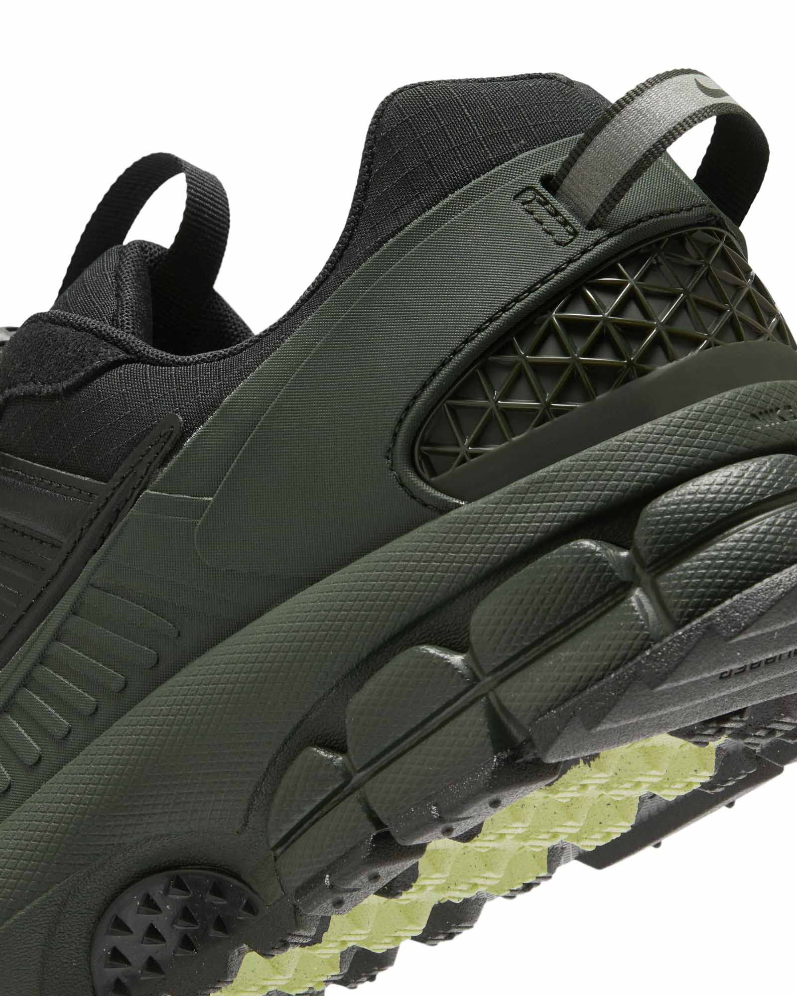 Nike Zoom Vomero Roam image