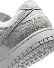 Women´s Nike Dunk Low thumbnail image