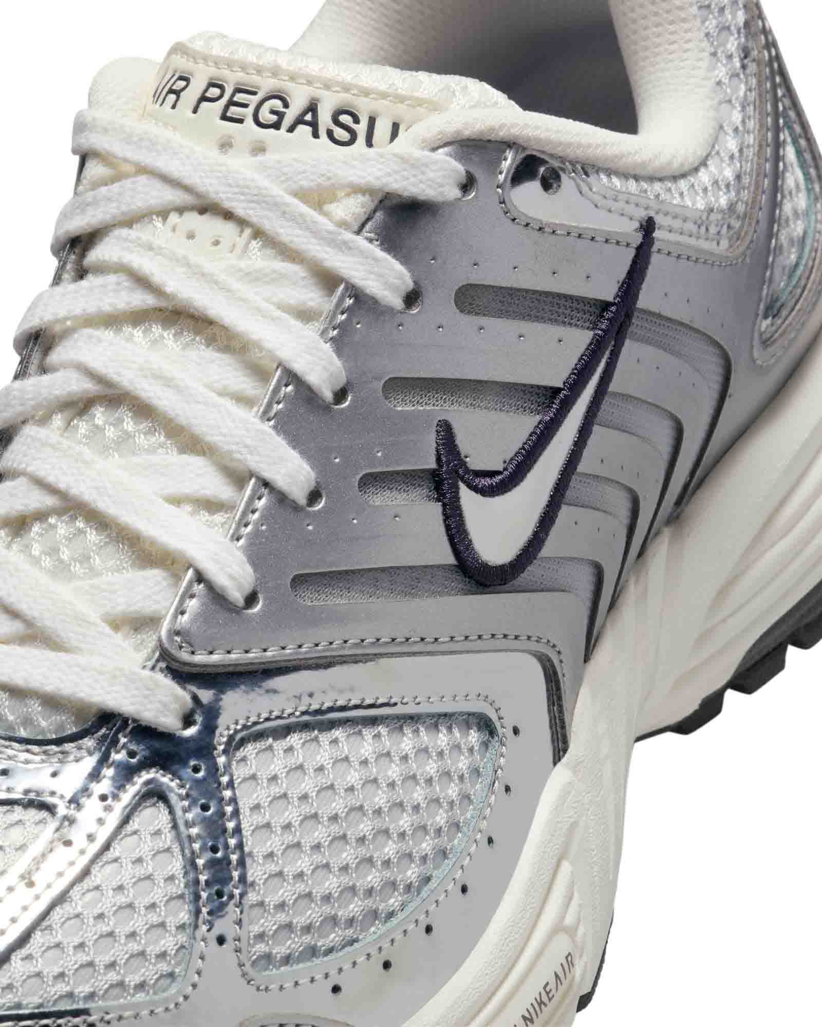 Nike Air Pegasus 2005 image