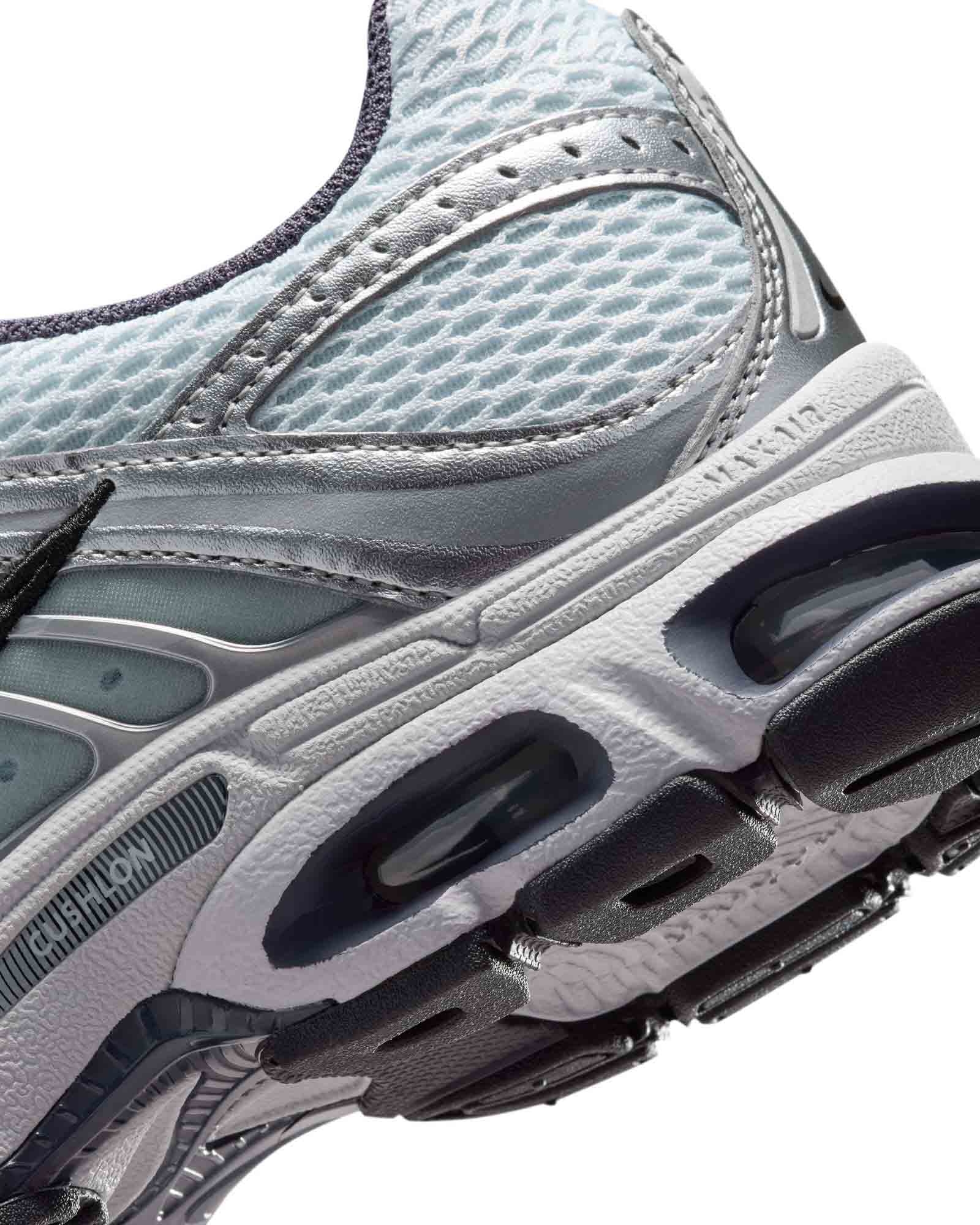 Nike Air Max Moto 2K W image