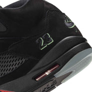 Air Jordan 5 Retro OG Halloween thumbnail image