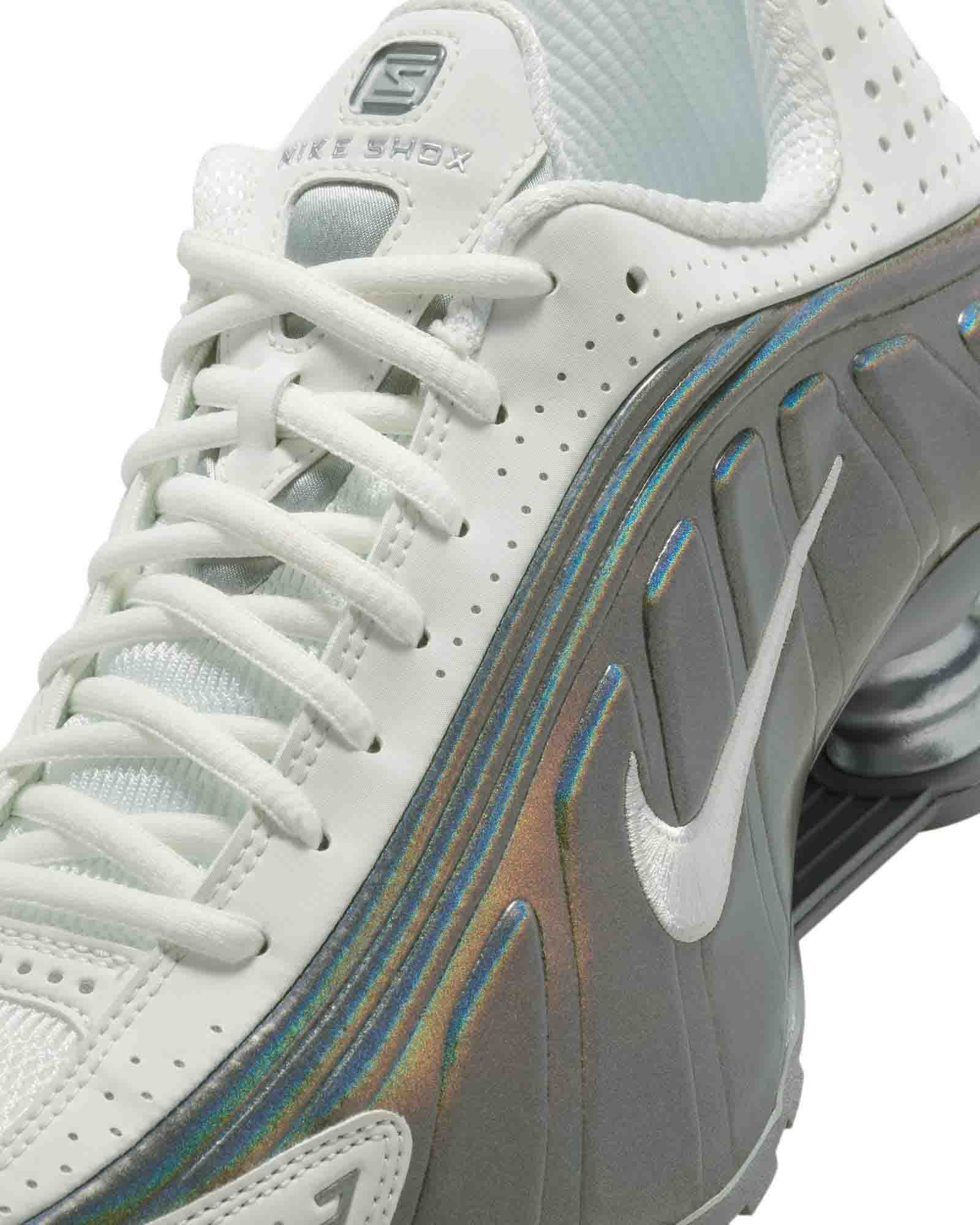 Nike Shox R4 W image