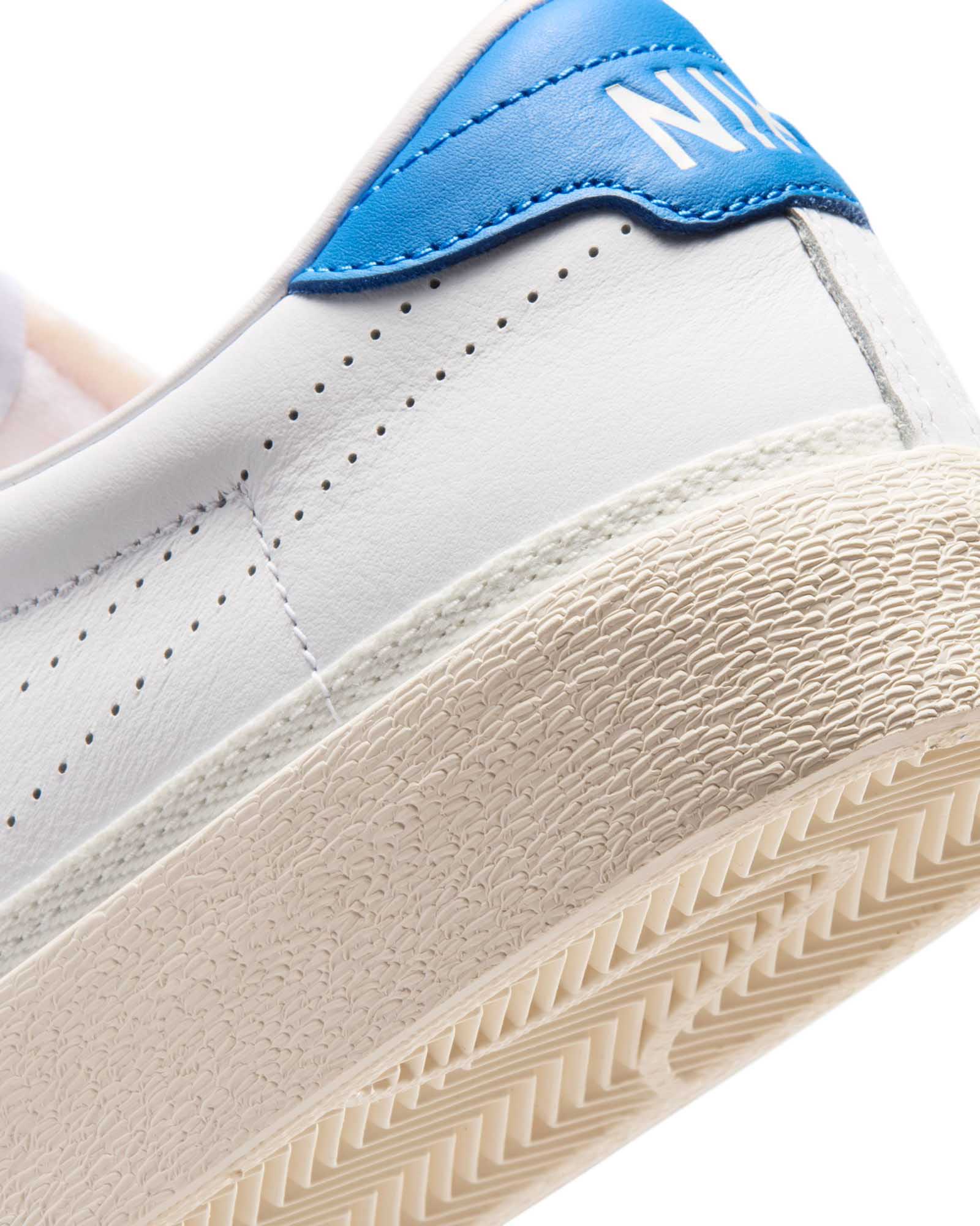 Nike Tennis Classic AC image