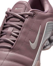 Women´s Nike T90 Shox Magia QS thumbnail image