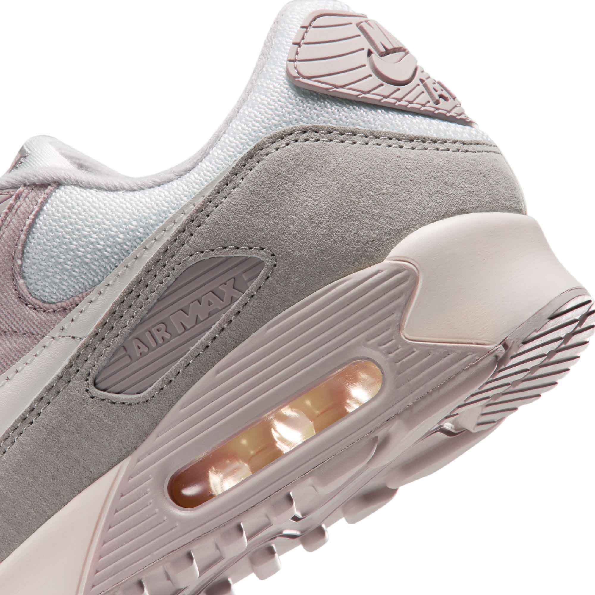 Nike Air Max III image