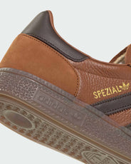 Handball Spezial thumbnail image