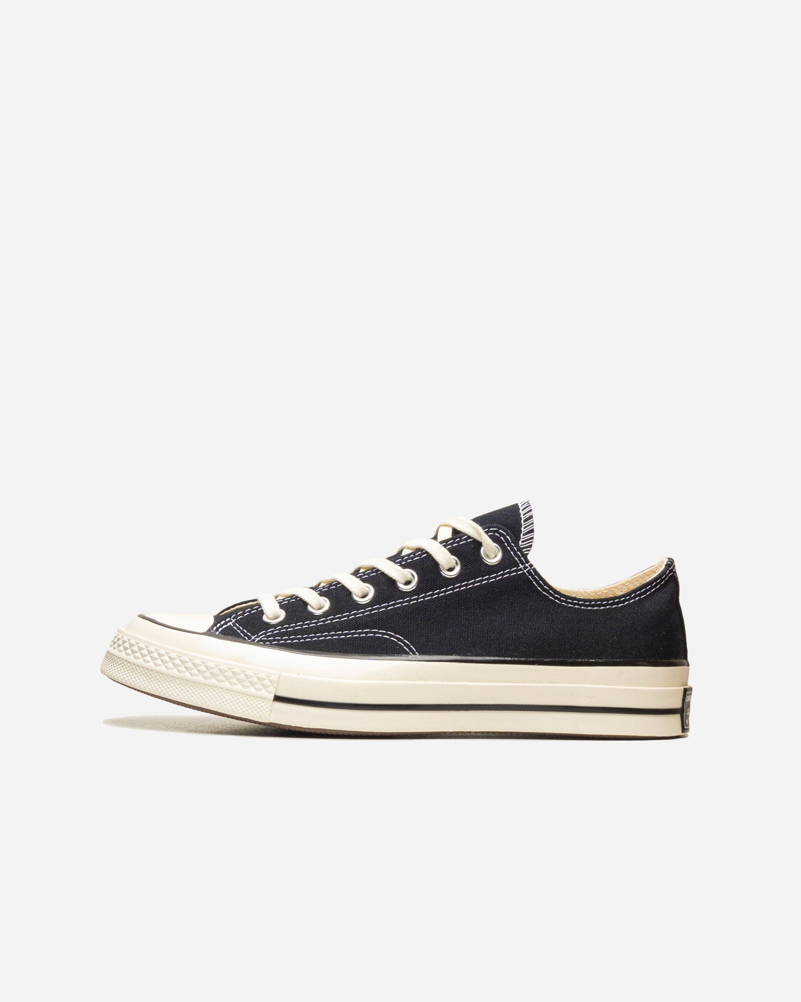 Chuck 70 OX image