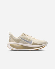 Nike Vomero 18 ESS thumbnail image