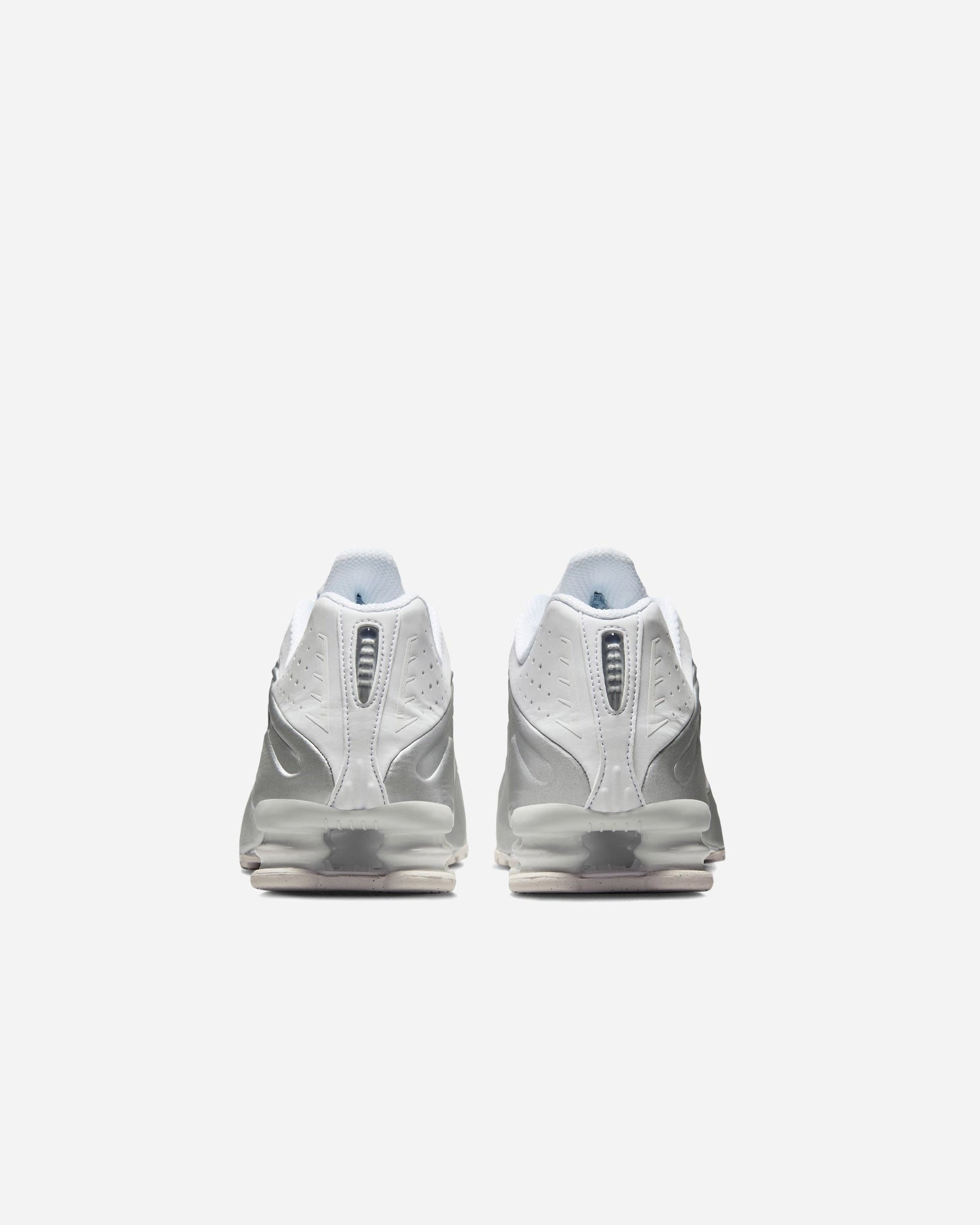 Nike Shox R4 image