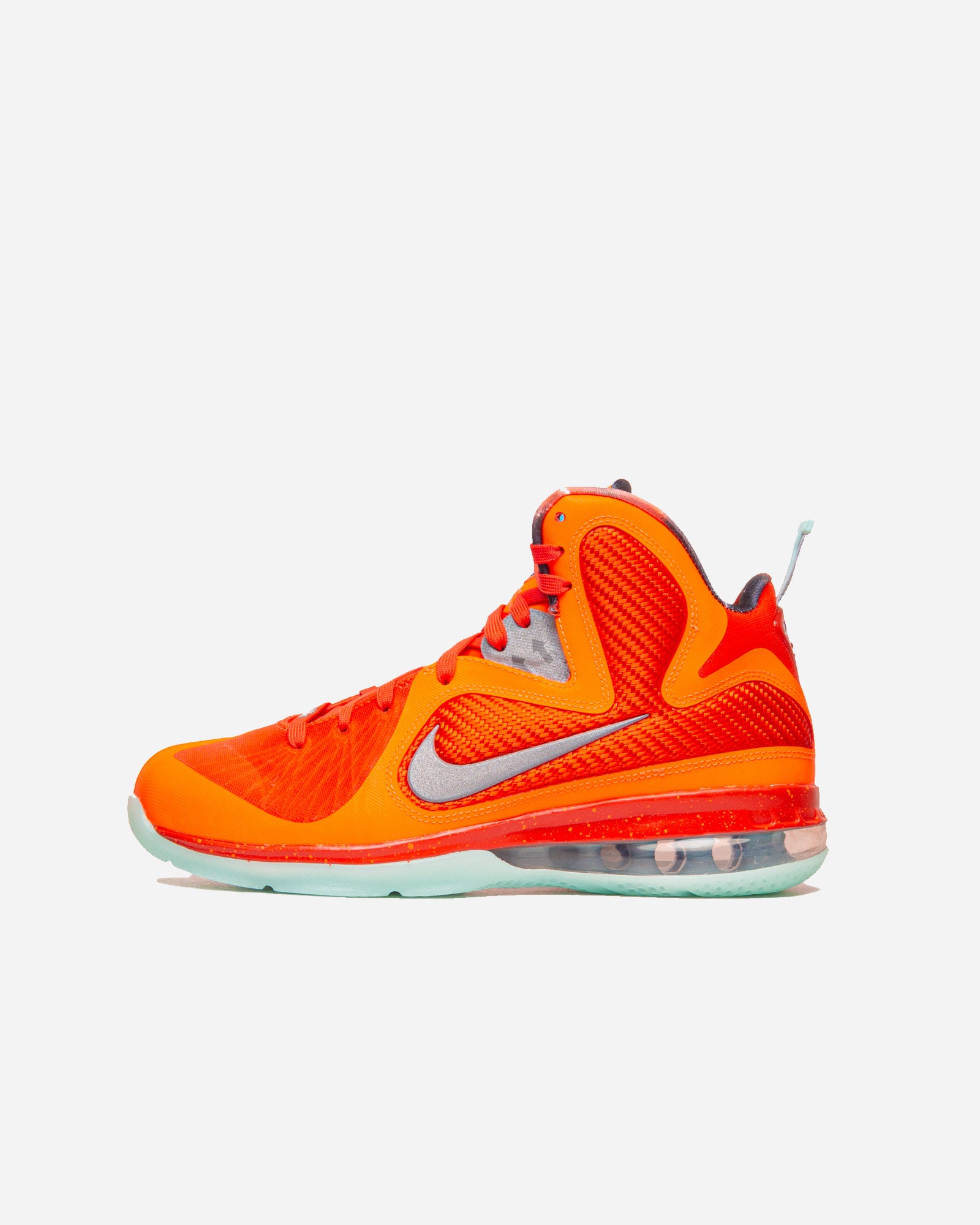 Nike LeBron