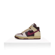 Women´s Nike Dunk High 1985 &quot;Alabaster&quot; thumbnail image